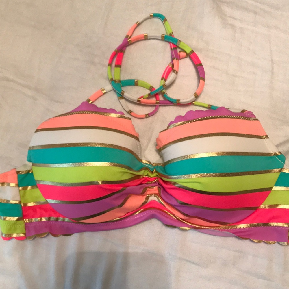VS swim top